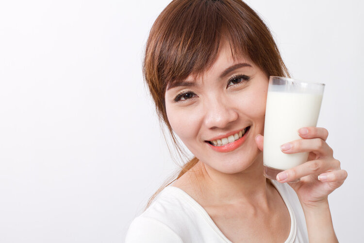 uống sữa đậu nành tươi để phòng chống ung thư tử cung