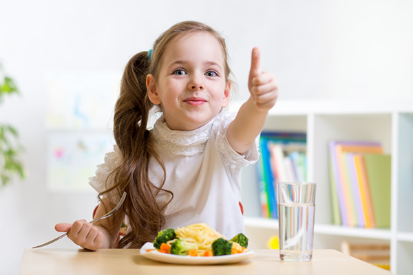 6 sai lầm trong dinh dưỡng cho trẻ